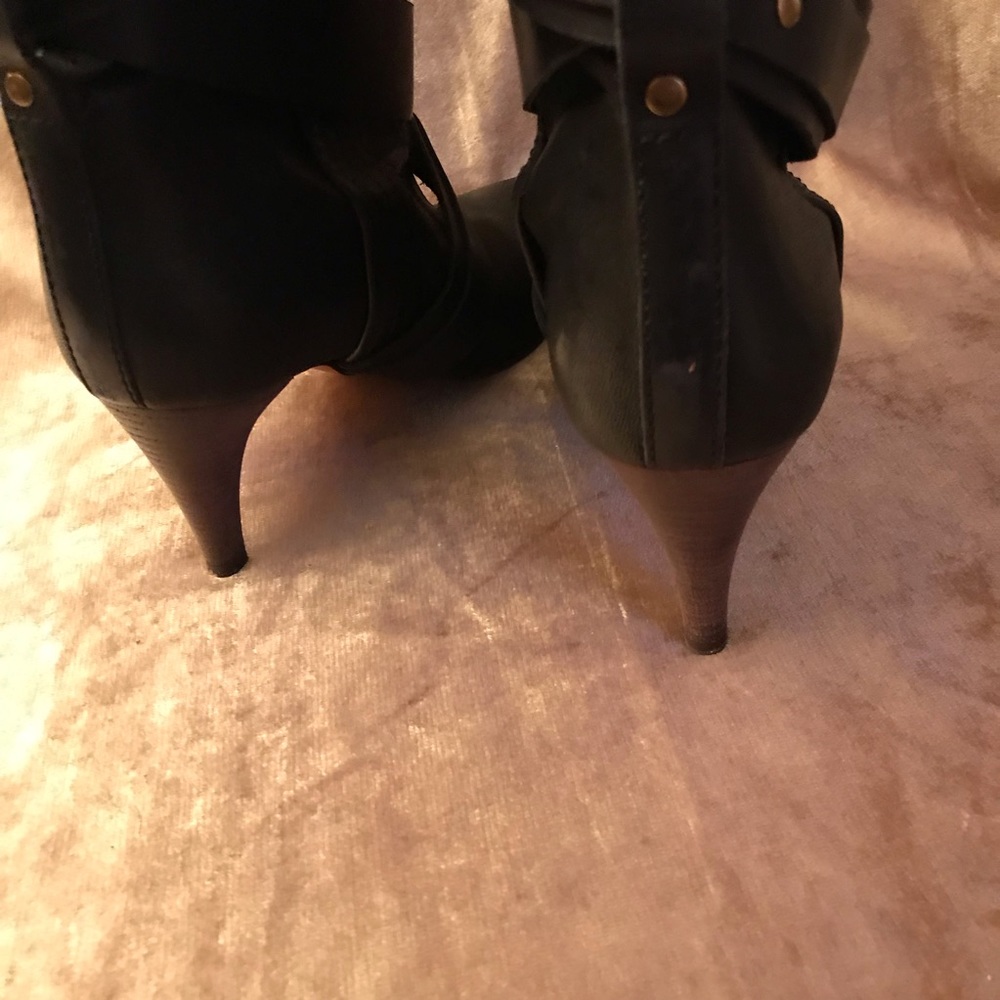 Chloe Boots - Picture 5 of 8
